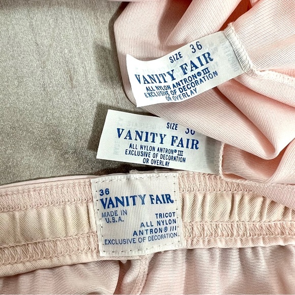 Vintage Vanity Fair Pink Silky Pajama 3 Pc Set  Robe Top Pants EXC - Picture 12 of 12